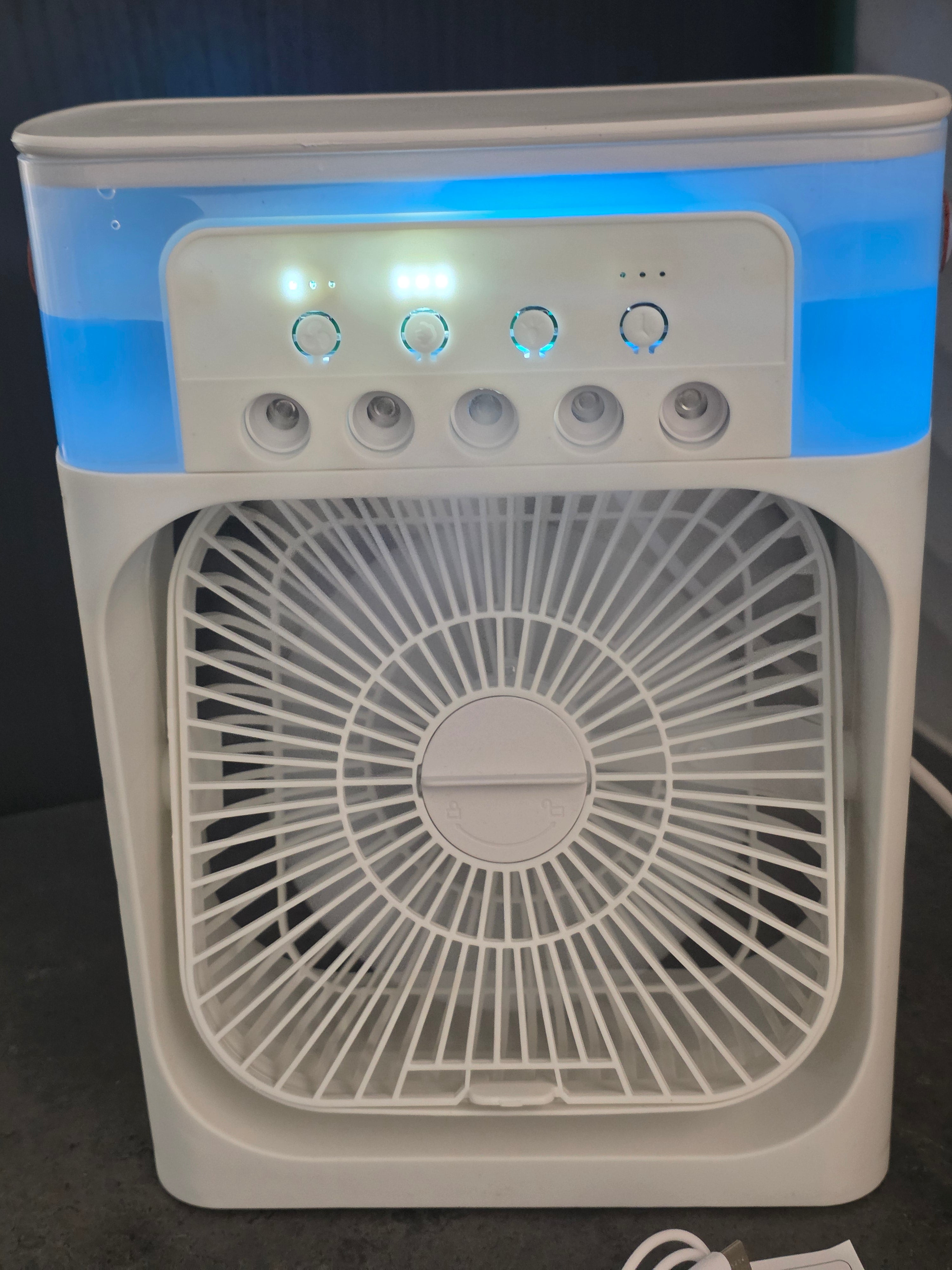 Mini Klimatyzator 3w1 – Wentylator, Nawilżacz z Mgłą, LED